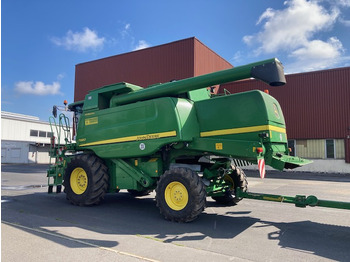 Зерноуборочный комбайн JOHN DEERE T660