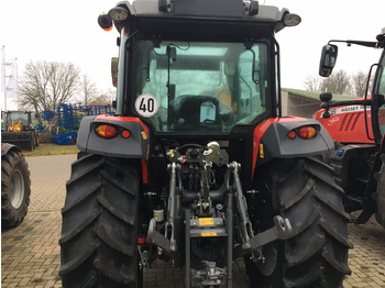 Трактор Massey Ferguson 5711 M Dyna-4 4WD Essent: фото 5