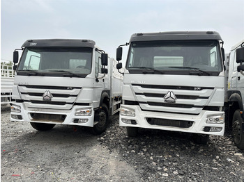 Грузовик для перевозки животных SINOTRUK HOWO