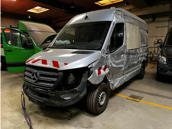 Цельнометаллический фургон MERCEDES-BENZ Sprinter 316