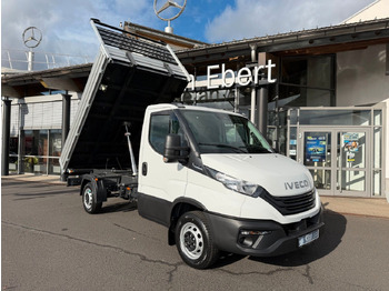 Малотоннажный самосвал IVECO Daily 35s16
