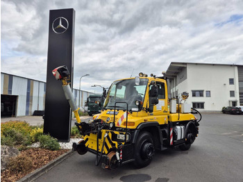 Грузовик UNIMOG U400