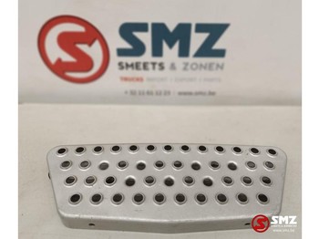 : фото в шапке страницы