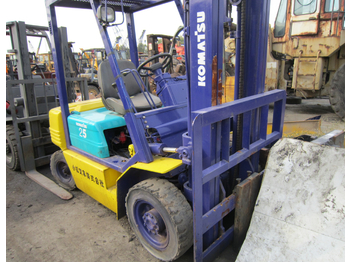 Вертикальный мачтовый подъемник KOMATSU FD25: фото 1