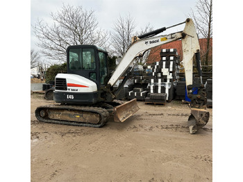 Мини-экскаватор BOBCAT E45
