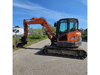 Мини-экскаватор DOOSAN DX85R-3