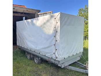 : фото в шапке страницы