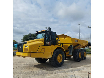 Сочленённый самосвал CATERPILLAR 745