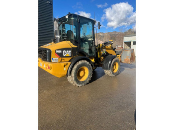Колёсный погрузчик CATERPILLAR 908