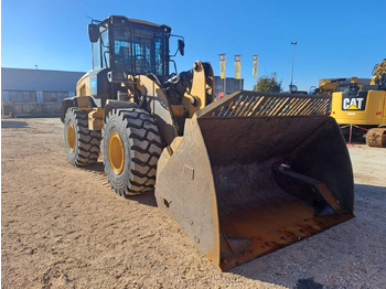 Колёсный погрузчик CATERPILLAR 926M