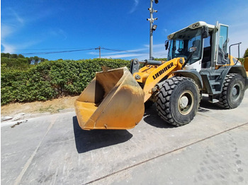 Колёсный погрузчик LIEBHERR L 538