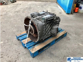 : фото в шапке страницы