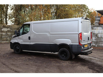 Цельнометаллический фургон Iveco Daily 40C21: фото 3