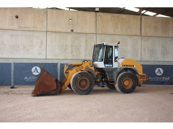 Колёсный погрузчик LIEBHERR L 538