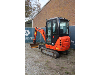 Мини-экскаватор Takeuchi TB216: фото 4 Мини-экскаватор Takeuchi TB216: фото 4