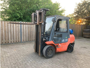 Газовый погрузчик TOYOTA