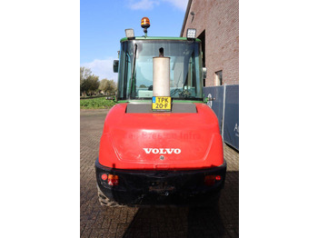 Колёсный погрузчик Volvo L25B-P: фото 5