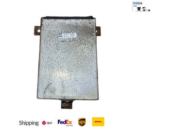 : фото в шапке страницы