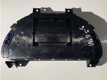 Приборная панель Scania 6: фото 3