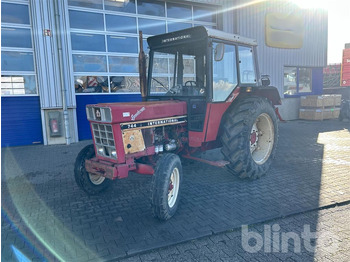 Трактор CASE IH