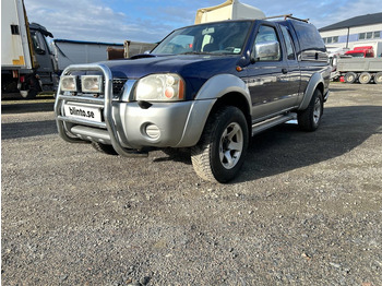 Пикап NISSAN Navara