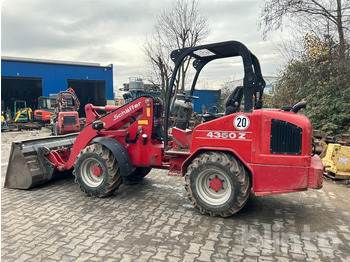 Компактный фронтальный погрузчик SCHÄFFER