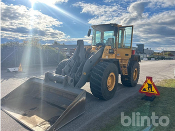 Колёсный погрузчик VOLVO L90D: фото 2