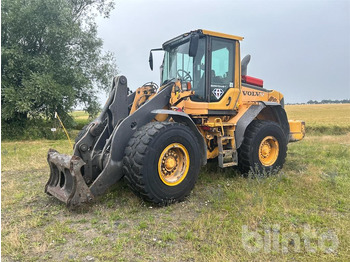 Колёсный погрузчик VOLVO L90F