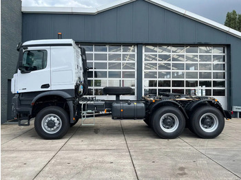 Новый Тягач Mercedes-Benz Arocs 4058 AS 6x6 Tractor Head 180T Push Pull euro3 (Pre order): фото 2