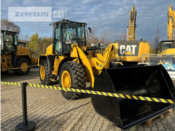 Колёсный погрузчик CATERPILLAR 914