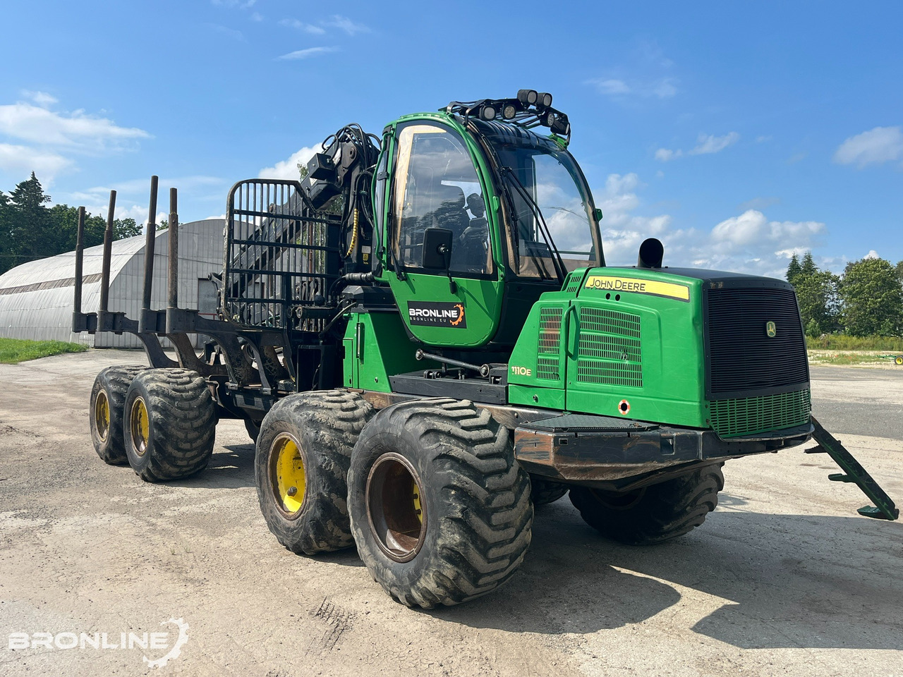 2010 John Deere 1110E Forwarder 8x8 - Форвардер: фото 1 2010 John Deere 1110E Forwarder 8x8 - Форвардер: фото 1