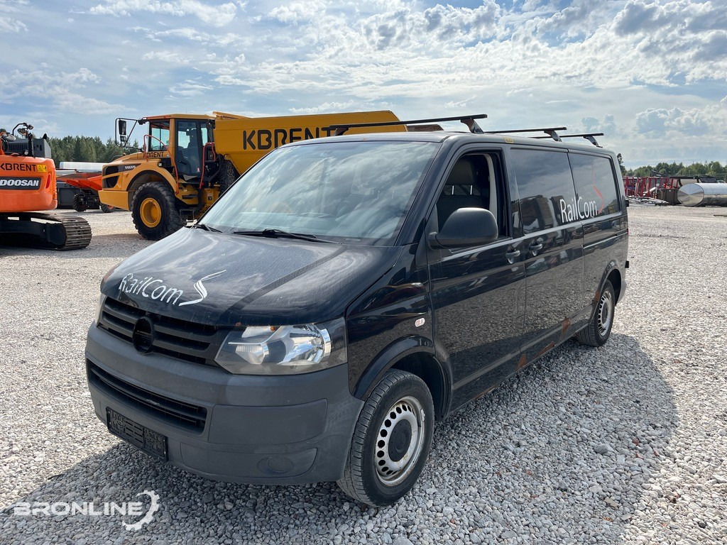 2010 Volkswagen Transporter T5 4x4 2.0 103kW - Легковой фургон: фото 1 2010 Volkswagen Transporter T5 4x4 2.0 103kW - Легковой фургон: фото 1