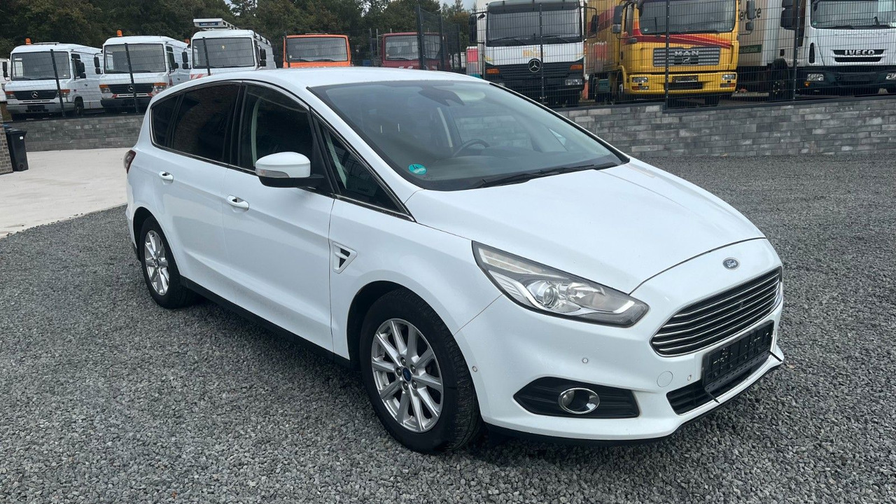 Ford S-Max S-MAX Titanium 2.0 TDCI - Универсал: фото 3 Ford S-Max S-MAX Titanium 2.0 TDCI - Универсал: фото 3