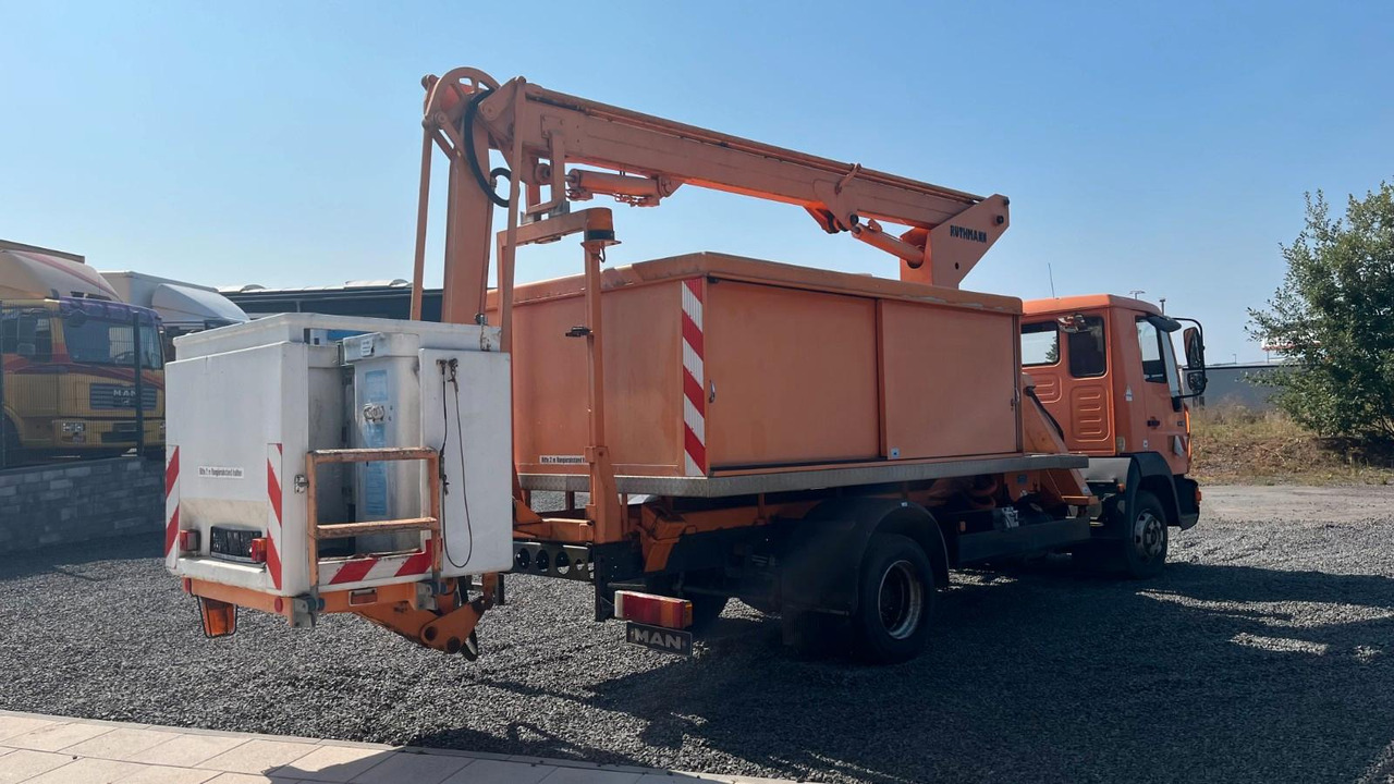 MAN 8.113 Steiger Hubarbeitsbühne Ruthmann MAN 8.113 Steiger Hubarbeitsbühne Ruthmann - Грузовик с подъемником, Коммерческий автомобиль: фото 4 MAN 8.113 Steiger Hubarbeitsbühne Ruthmann MAN 8.113 Steiger Hubarbeitsbühne Ruthmann - Грузовик с подъемником, Коммерческий автомобиль: фото 4