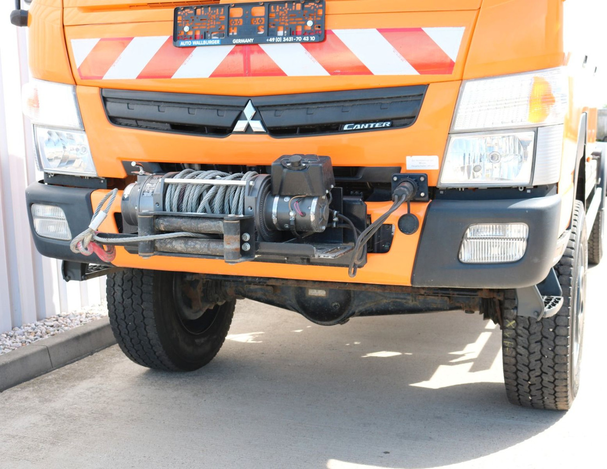 Mitsubishi CANTER 6C180 DOKA 4x4 KLIMA WINDE Standhz. 37tkm - Грузовик-шасси: фото 2 Mitsubishi CANTER 6C180 DOKA 4x4 KLIMA WINDE Standhz. 37tkm - Грузовик-шасси: фото 2