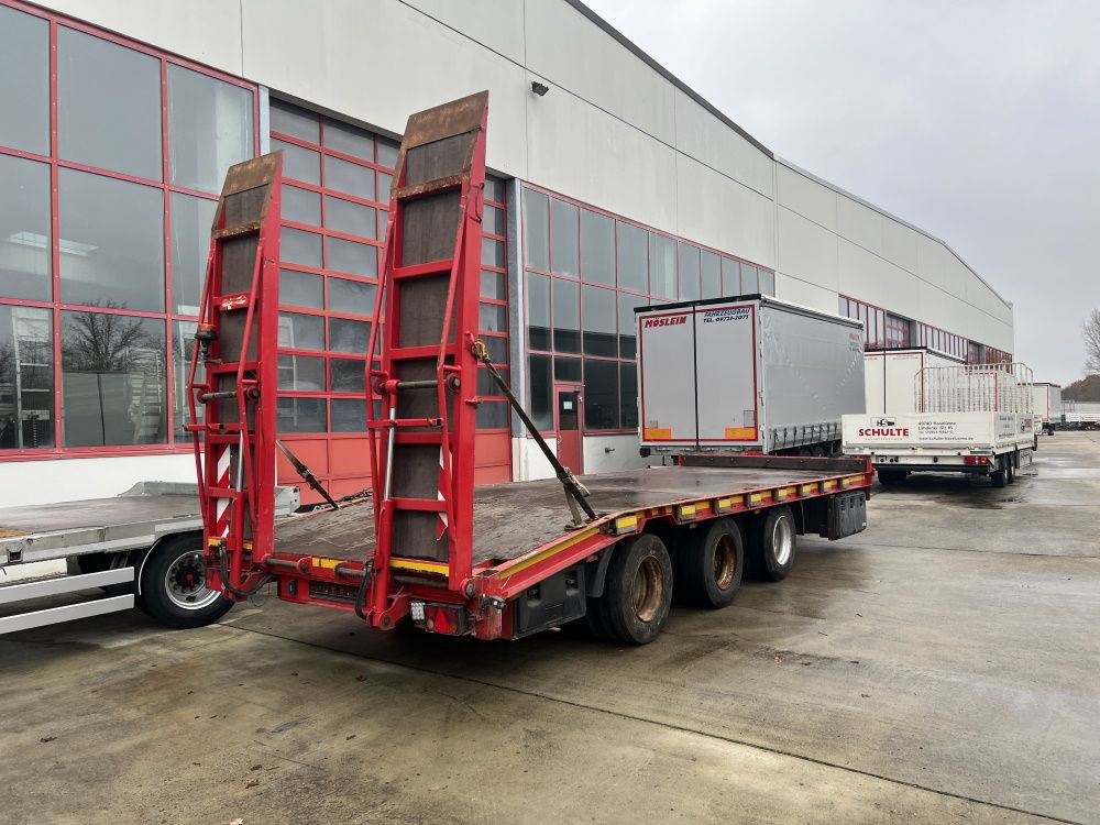 3 Achs Tridemtieflader- Anhänger - Низкорамный прицеп: фото 5 3 Achs Tridemtieflader- Anhänger - Низкорамный прицеп: фото 5