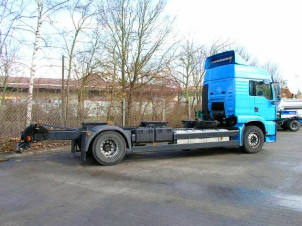 MAN TGA 02 18.410 TGA2 Achs BDF- LKW - Грузовик-контейнеровоз/ Сменный кузов: фото 4 MAN TGA 02 18.410 TGA2 Achs BDF- LKW - Грузовик-контейнеровоз/ Сменный кузов: фото 4