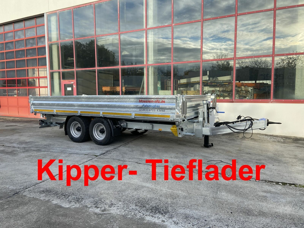 Möslein Kipper Tieflader, Breite Reifen-- Neufahrzeug - - Самосвальный прицеп: фото 1 Möslein Kipper Tieflader, Breite Reifen-- Neufahrzeug - - Самосвальный прицеп: фото 1