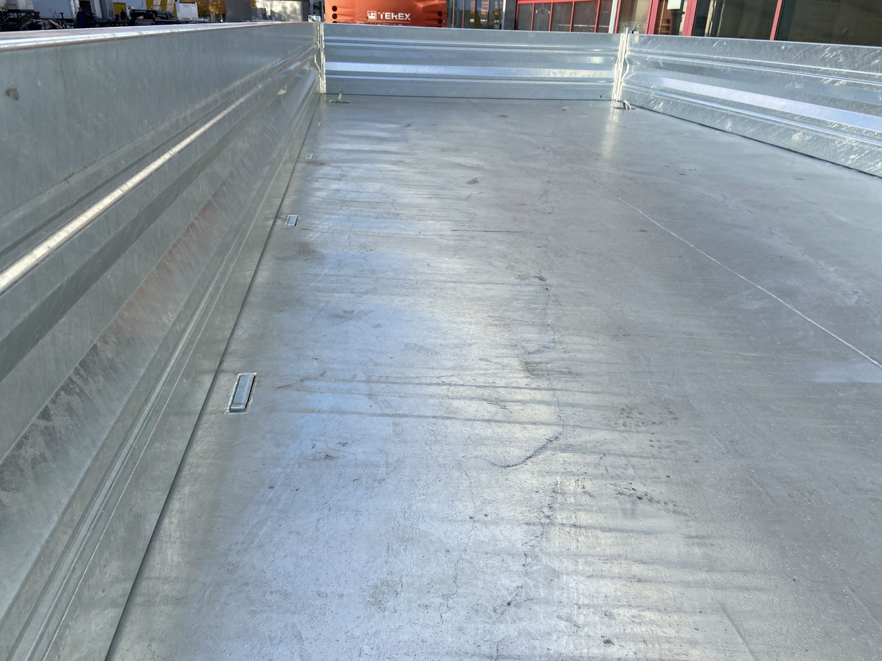 Möslein TTD 11 Breite Reifen 5,70 lang Kipper Tieflader, Breite Reifen, 5,70 m lang-- Neufahrzeug -- - Самосвальный прицеп: фото 2 Möslein TTD 11 Breite Reifen 5,70 lang Kipper Tieflader, Breite Reifen, 5,70 m lang-- Neufahrzeug -- - Самосвальный прицеп: фото 2