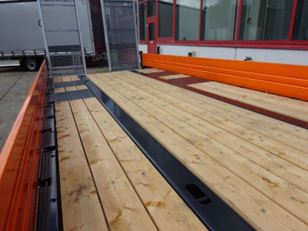 Möslein TTT-11 6,20 Orange Neuer Tandemtieflader - Низкорамный прицеп: фото 3 Möslein TTT-11 6,20 Orange Neuer Tandemtieflader - Низкорамный прицеп: фото 3