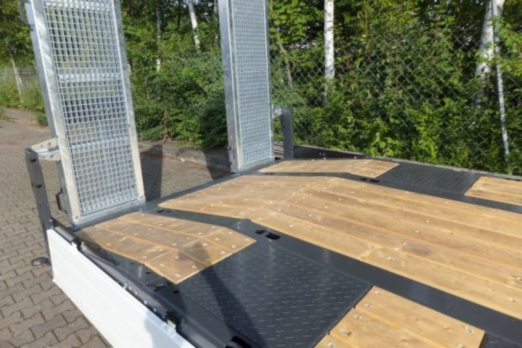 Möslein TTT 13- 5,2 Weiß Neuer Tandemtieflader 13 t GG - Низкорамный прицеп: фото 2 Möslein TTT 13- 5,2 Weiß Neuer Tandemtieflader 13 t GG - Низкорамный прицеп: фото 2