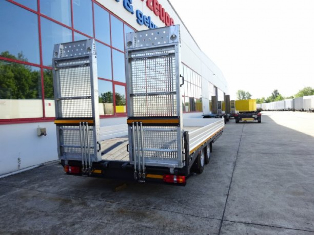 Möslein TTT 13 6,2 BR Weiß Neuer 13 t GG Tandemtieflader mit Breiten Rampen - Низкорамный прицеп: фото 4 Möslein TTT 13 6,2 BR Weiß Neuer 13 t GG Tandemtieflader mit Breiten Rampen - Низкорамный прицеп: фото 4