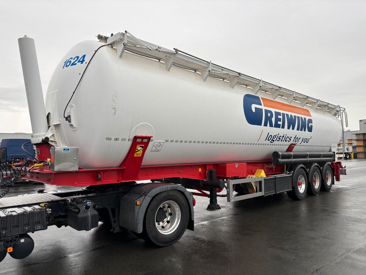 Feldbinder KIP 63.3 + E-Hydraulik - Полуприцеп цистерна для сыпучих грузов: фото 1 Feldbinder KIP 63.3 + E-Hydraulik - Полуприцеп цистерна для сыпучих грузов: фото 1