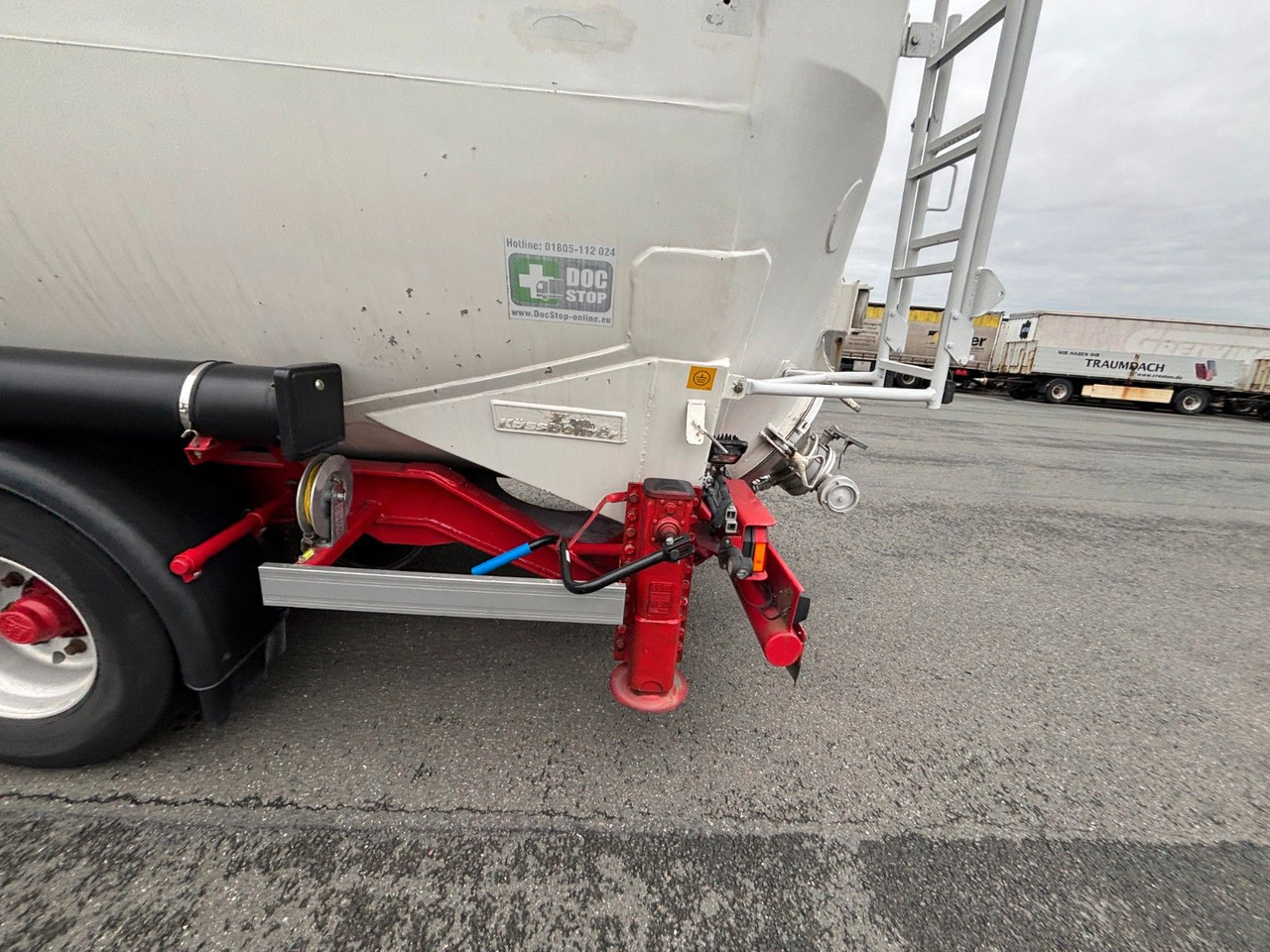 Kässbohrer SSK-90 mit E-Hydraulik - Полуприцеп цистерна для сыпучих грузов: фото 5 Kässbohrer SSK-90 mit E-Hydraulik - Полуприцеп цистерна для сыпучих грузов: фото 5