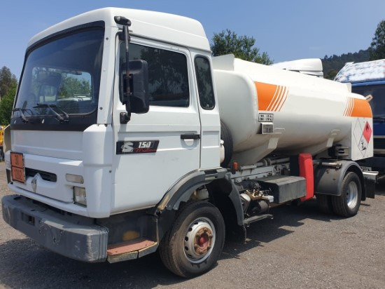 RENAULT S150 - Грузовик-цистерна: фото 1 RENAULT S150 - Грузовик-цистерна: фото 1