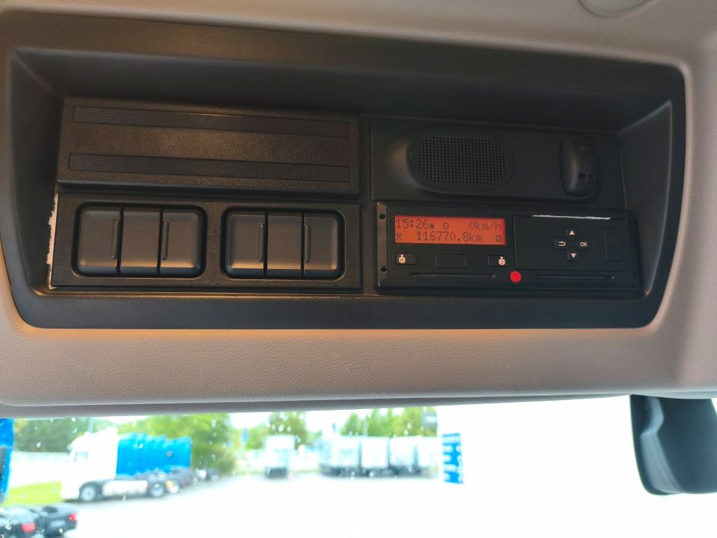 Грузовик с закрытым кузовом DAF FA LF 170 City 8t DC: фото 14