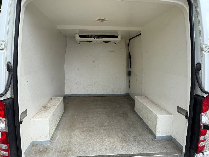 Mercedes-Benz Sprinter 313 2010 kuhlung diepfreez - Фургон-рефрижератор: фото 4 Mercedes-Benz Sprinter 313 2010 kuhlung diepfreez - Фургон-рефрижератор: фото 4