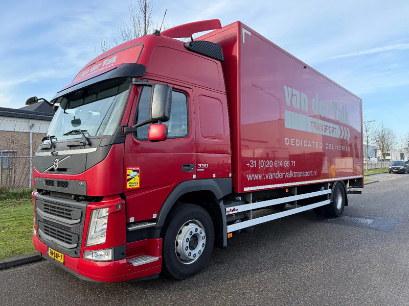 Volvo FM 330 2017 - Грузовик с закрытым кузовом: фото 1 Volvo FM 330 2017 - Грузовик с закрытым кузовом: фото 1