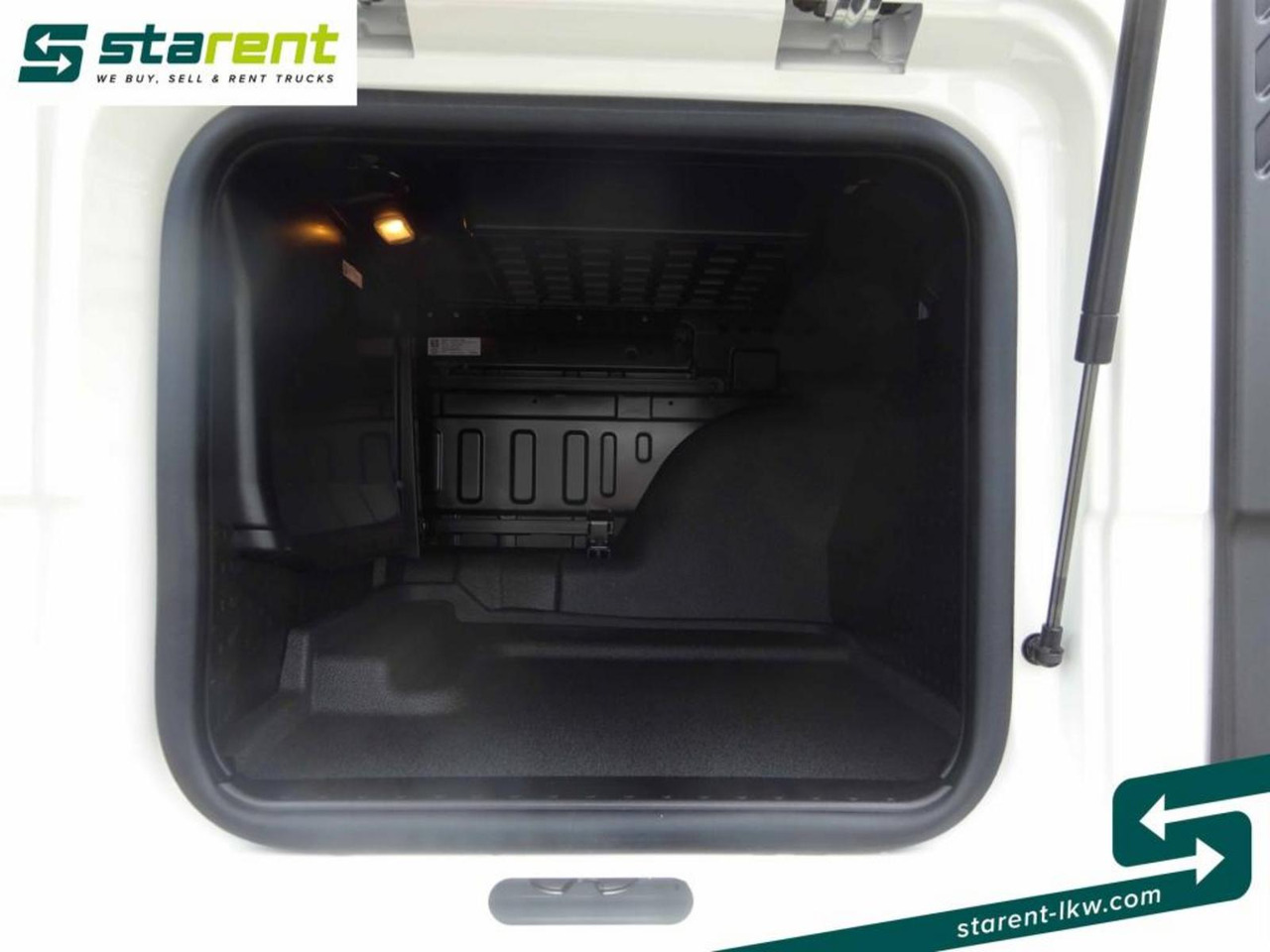 Тягач MAN TGX 18.540 LL Retarder Leder Alcoa Navi MIETE: фото 13 Тягач MAN TGX 18.540 LL Retarder Leder Alcoa Navi MIETE: фото 13