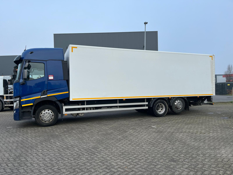 Renault T-11 SLEEPERCAB 380 P6X2 COMFORT - Грузовик с закрытым кузовом: фото 3 Renault T-11 SLEEPERCAB 380 P6X2 COMFORT - Грузовик с закрытым кузовом: фото 3